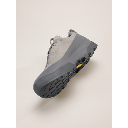 Arc'teryx Men's Konseal GTX in Void/Cloud
