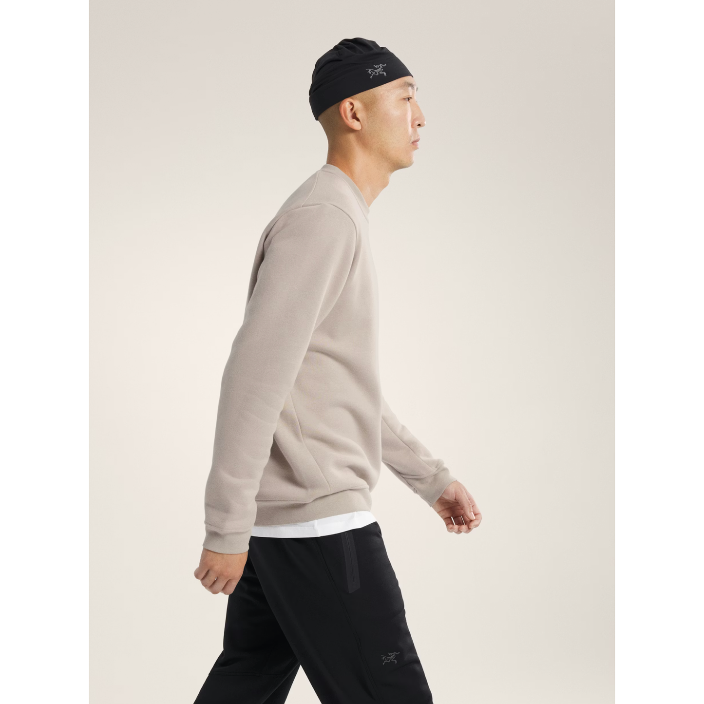 Men's Emblem Fleece Crew Neck Pullover