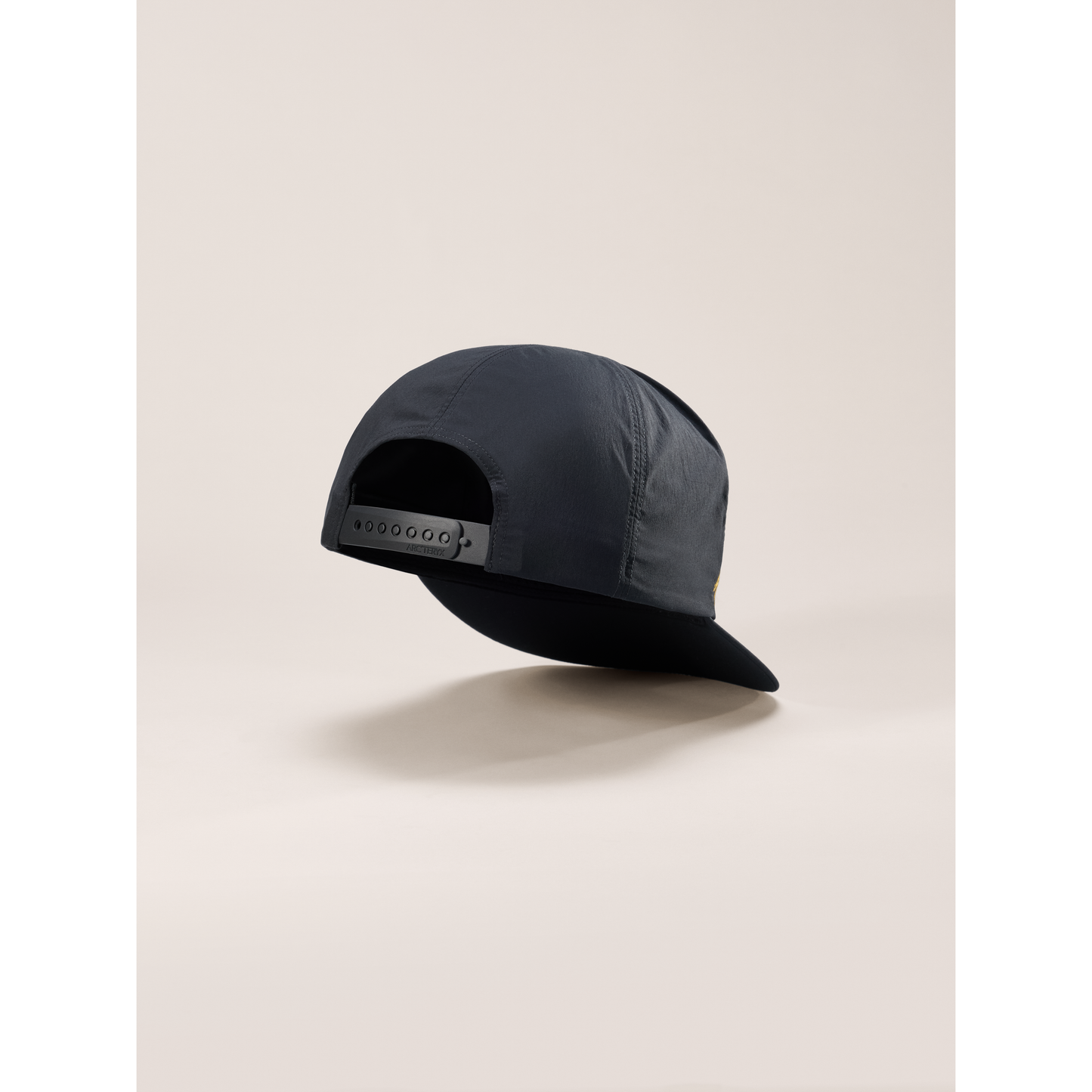 Arc'teryx Silex Cap in 24K Black