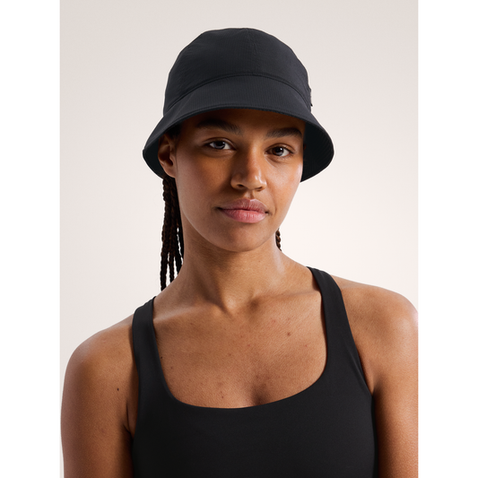 Sinsola Short Brim Bucket Hat